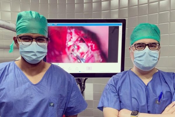 Dres. Aex Meza y Antonio López